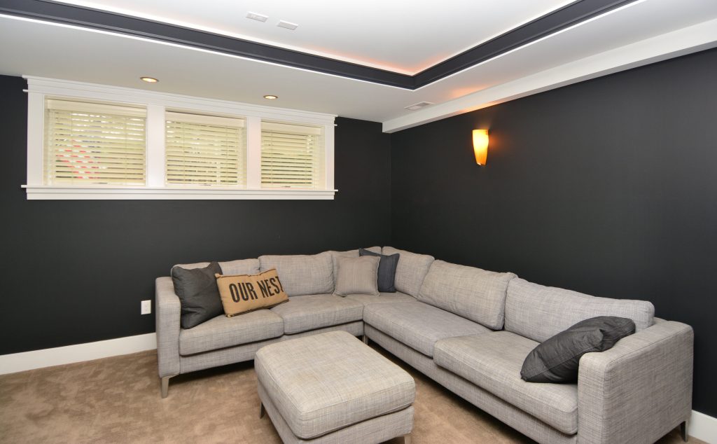 How to Paint Crown Molding kdpaintinggroup