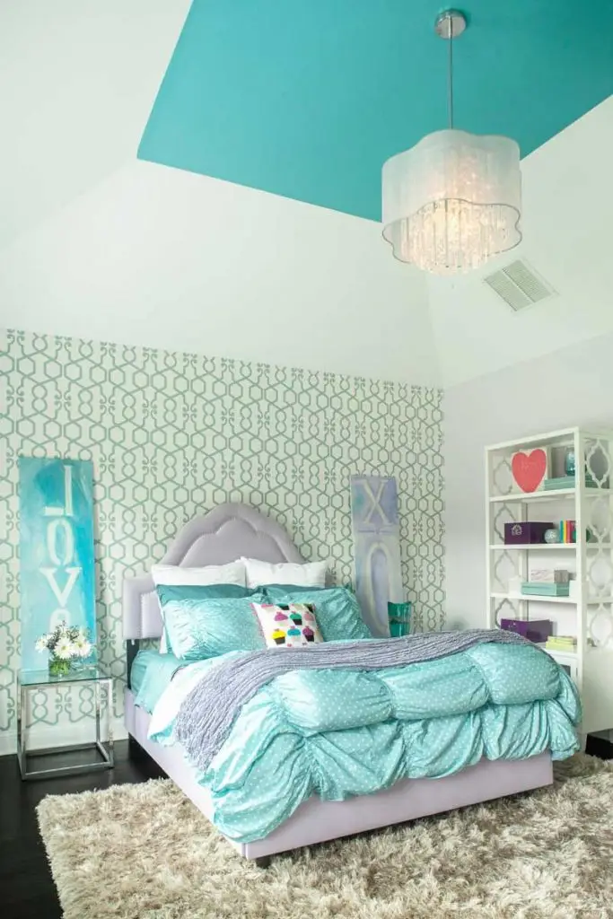 Attractive colors for the bedroom of teenage girls